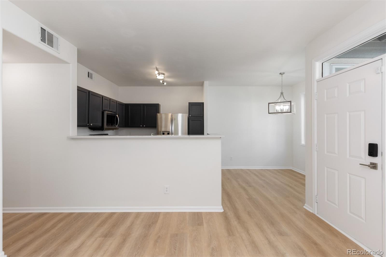 MLS Image #10 for 8500 e jefferson avenue,denver, Colorado