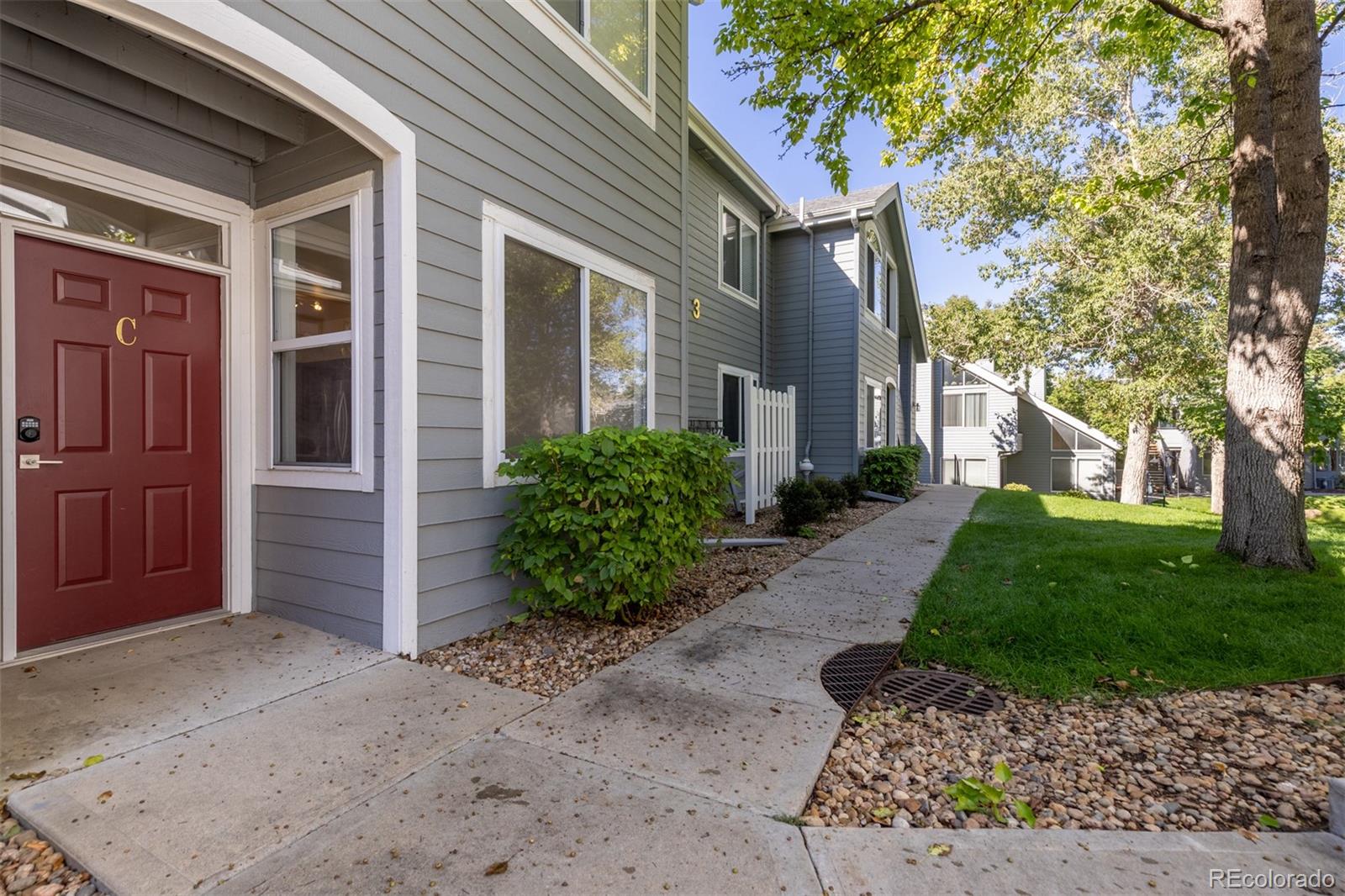 MLS Image #3 for 8500 e jefferson avenue,denver, Colorado