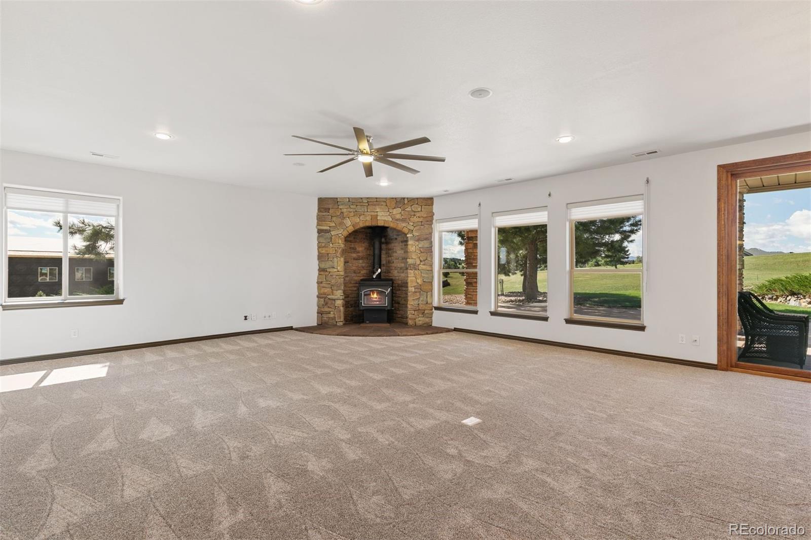 MLS Image #37 for 1324  chapel royal court,monument, Colorado
