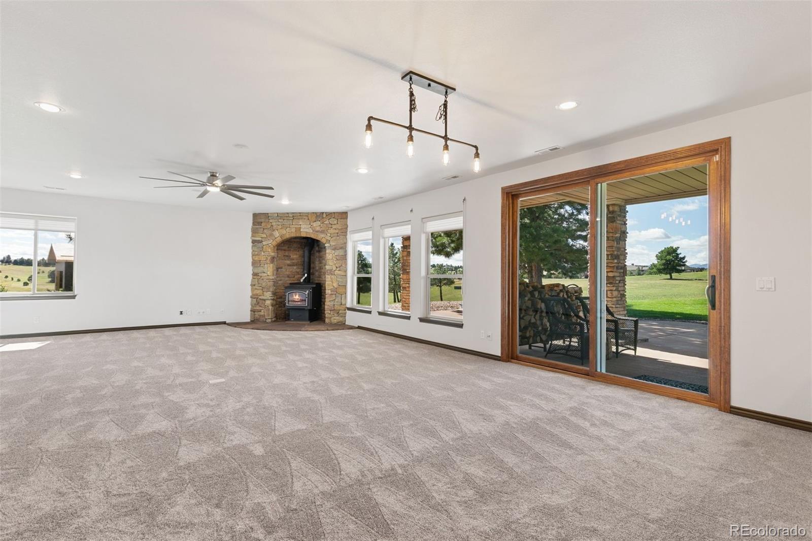 MLS Image #40 for 1324  chapel royal court,monument, Colorado
