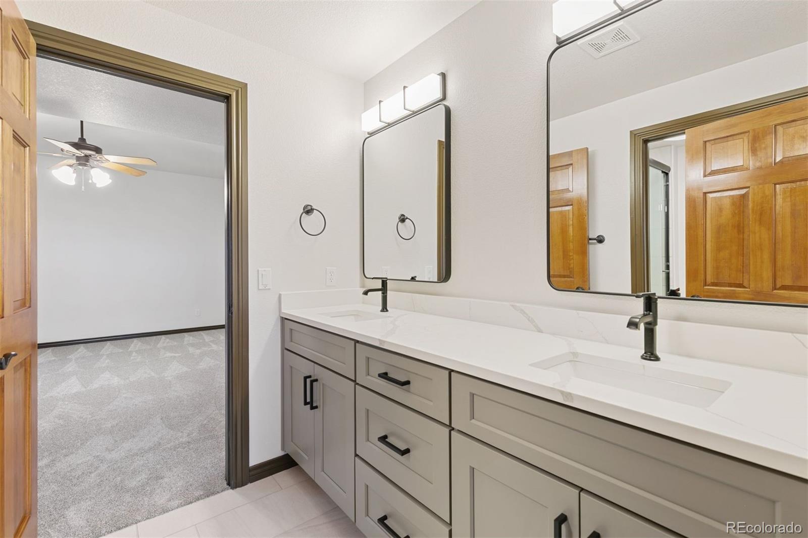 MLS Image #43 for 1324  chapel royal court,monument, Colorado