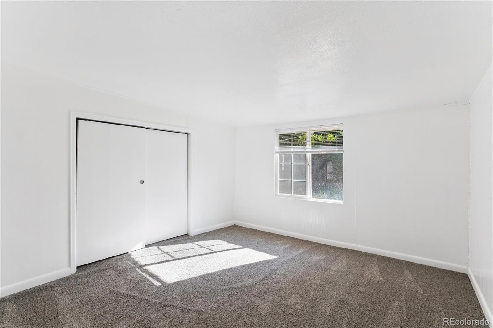 MLS Image #10 for 2696 s jersey street,denver, Colorado