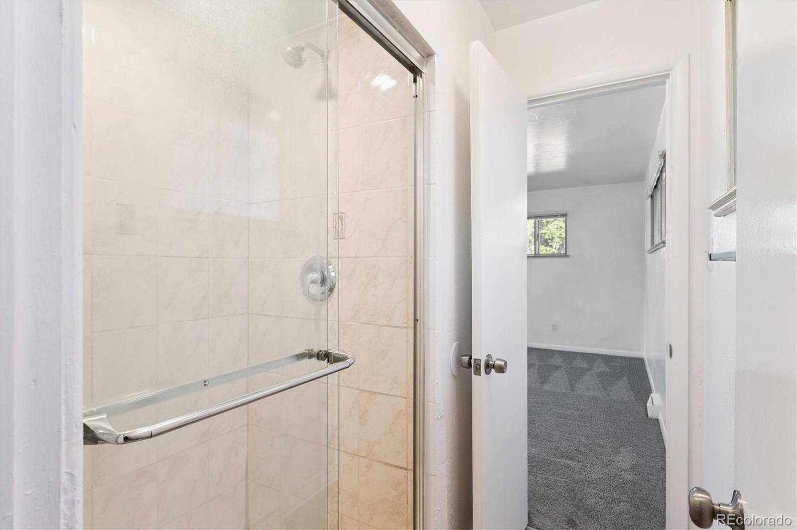 MLS Image #15 for 2696 s jersey street,denver, Colorado