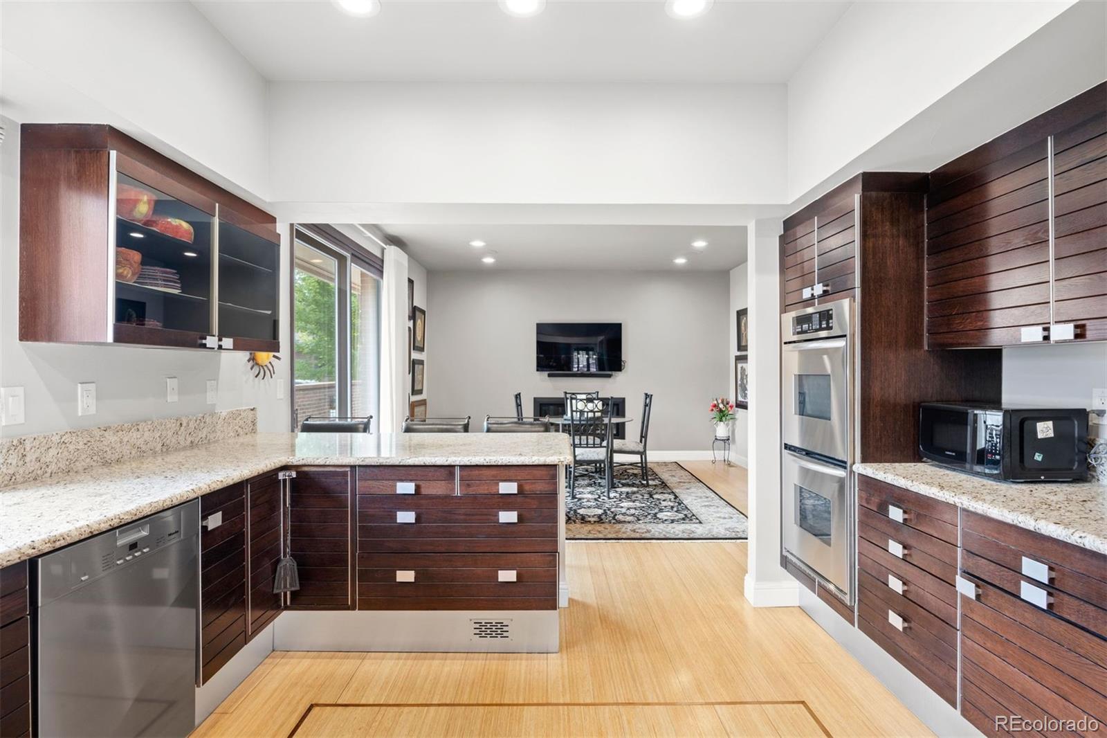 MLS Image #10 for 2800 s university boulevard,denver, Colorado