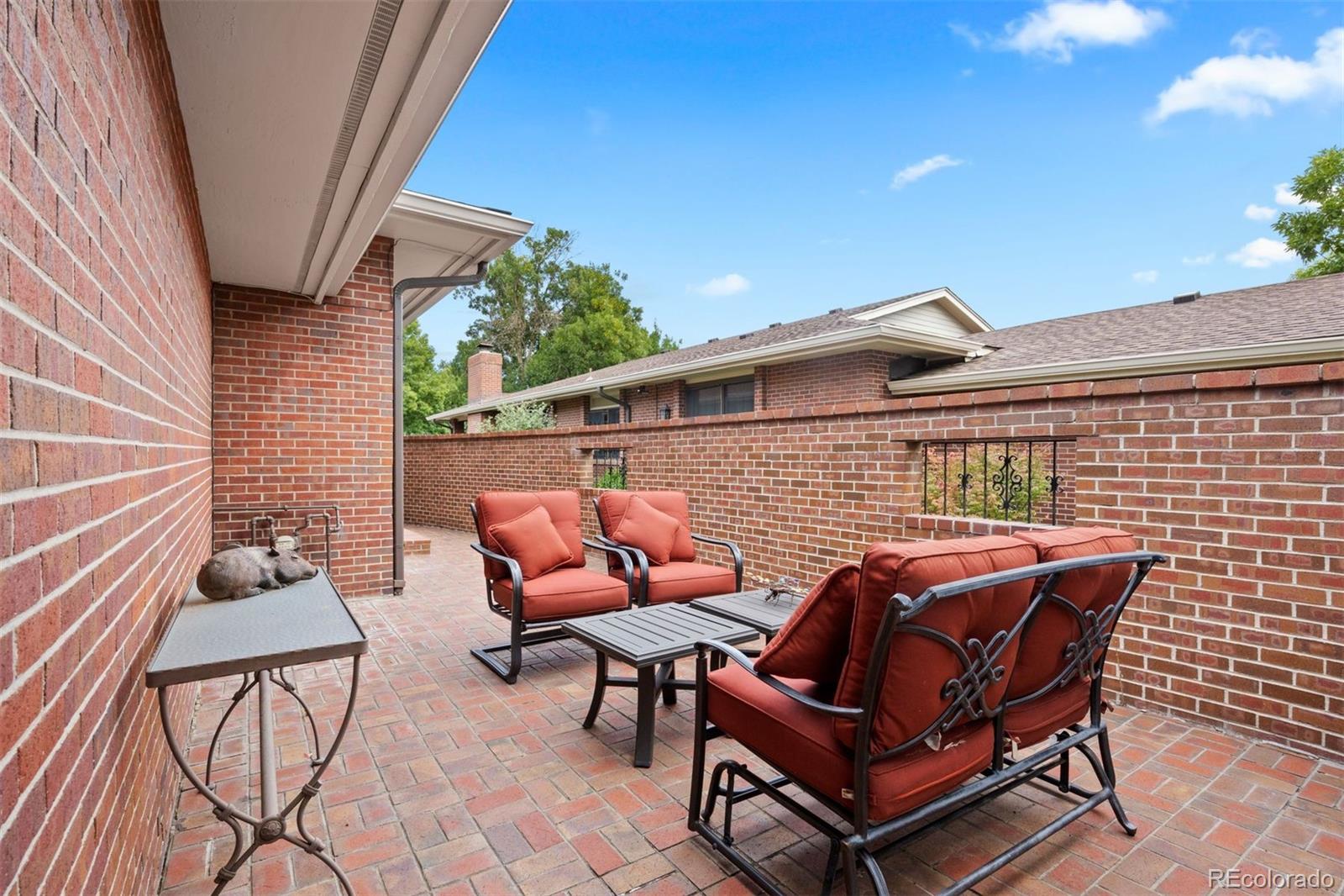 MLS Image #12 for 2800 s university boulevard,denver, Colorado