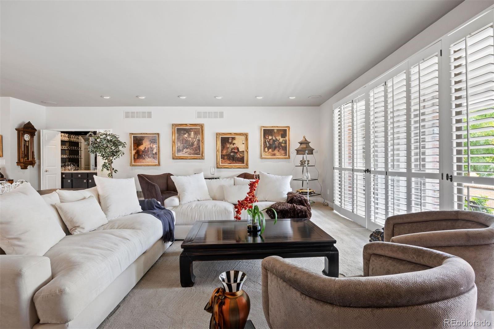 MLS Image #14 for 2800 s university boulevard,denver, Colorado
