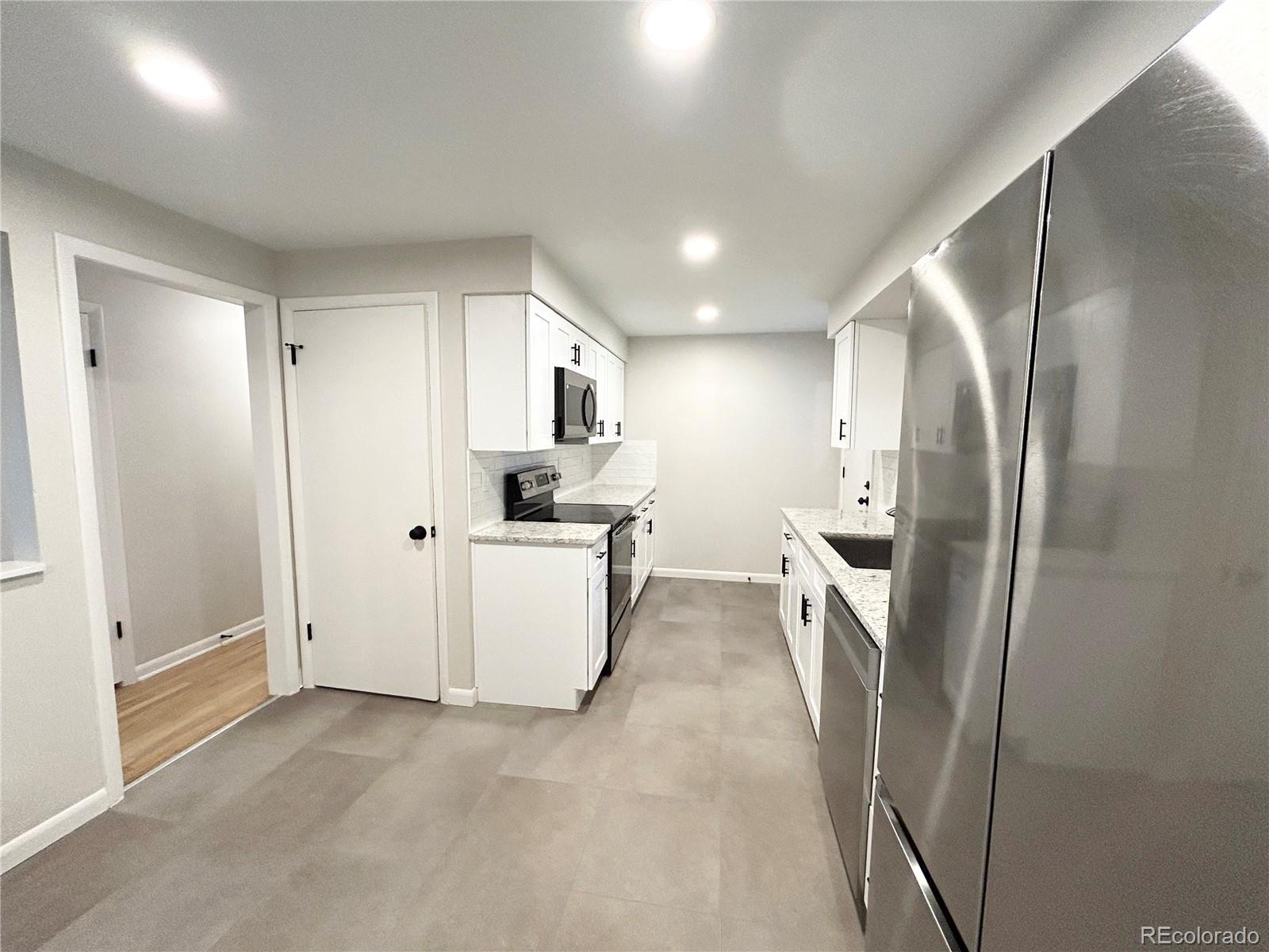 MLS Image #11 for 5010 s fox street,englewood, Colorado