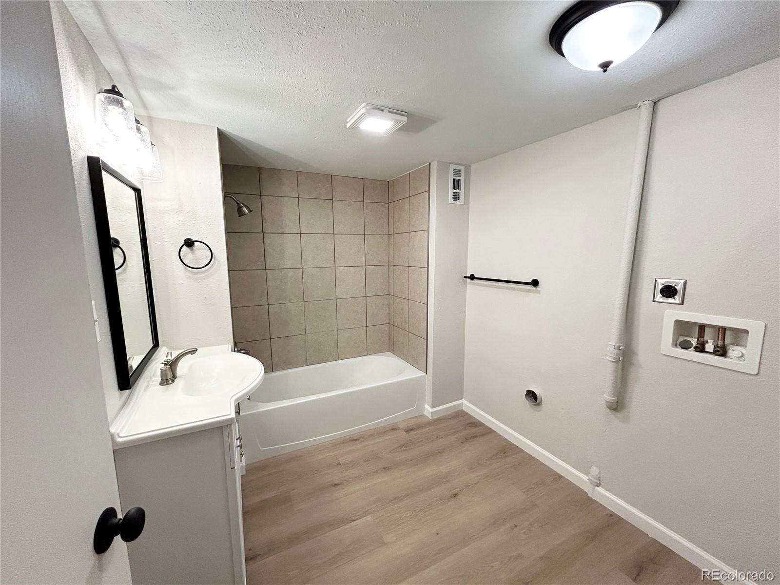 MLS Image #28 for 5010 s fox street,englewood, Colorado