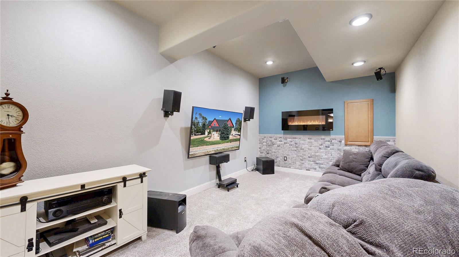 MLS Image #21 for 983  pinehurst court,bennett, Colorado