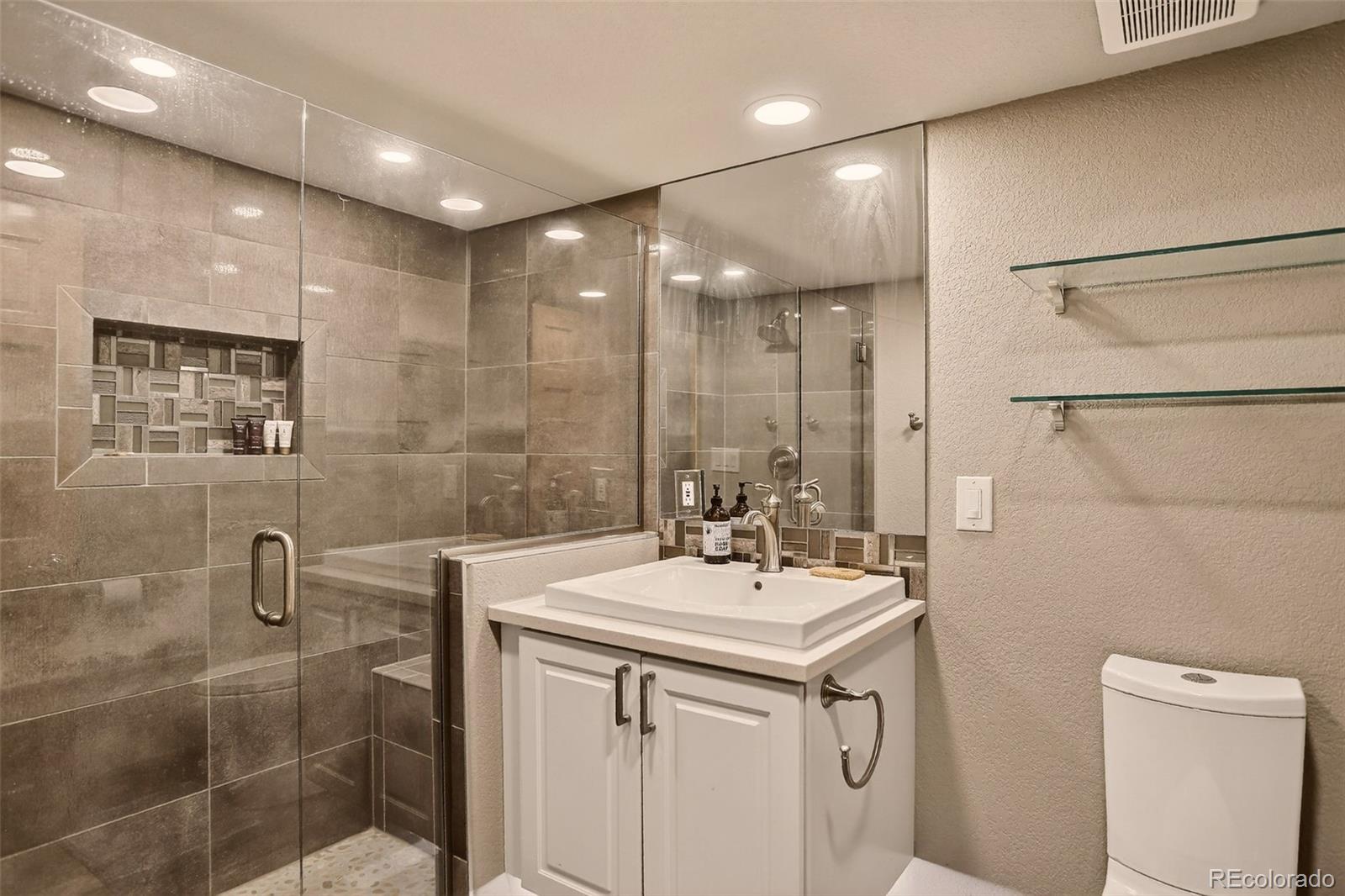 MLS Image #5 for 11535 e powers avenue,englewood, Colorado