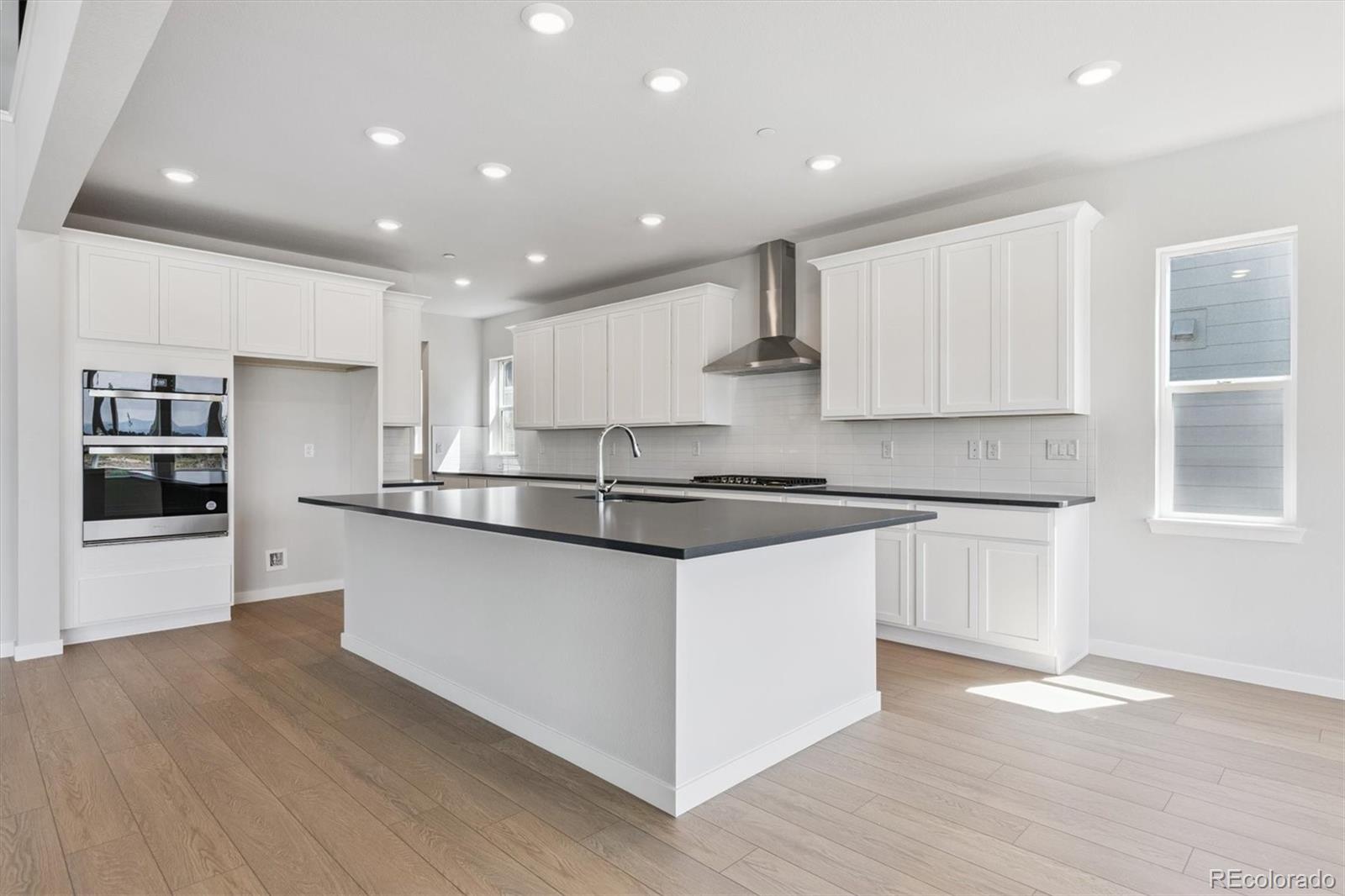 MLS Image #2 for 2572  bailey lane,erie, Colorado