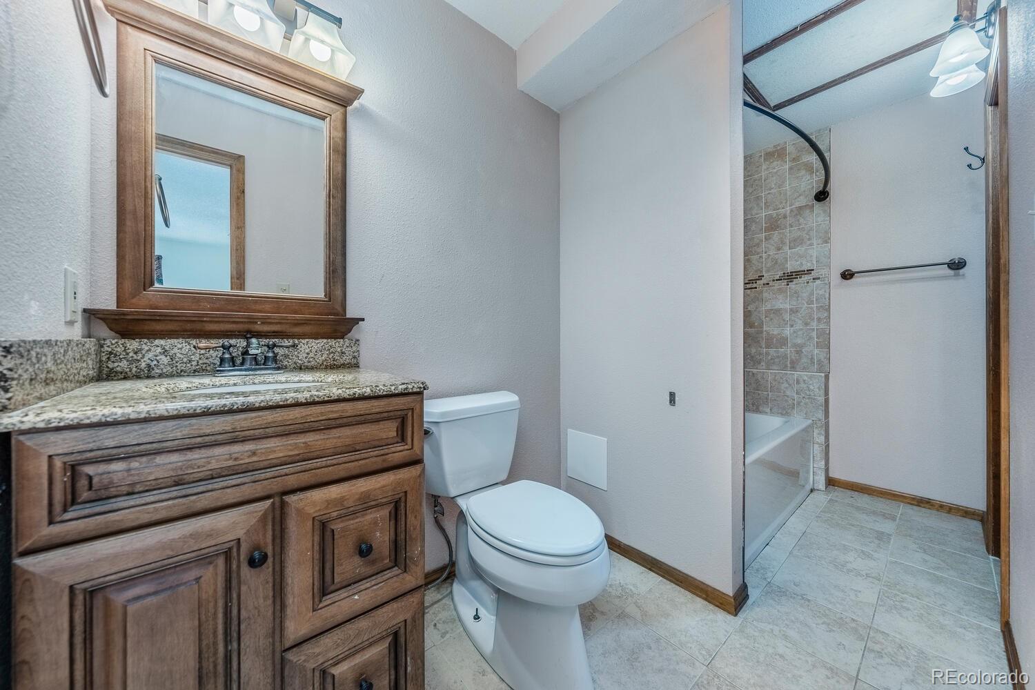 MLS Image #14 for 18998 e utah circle,aurora, Colorado