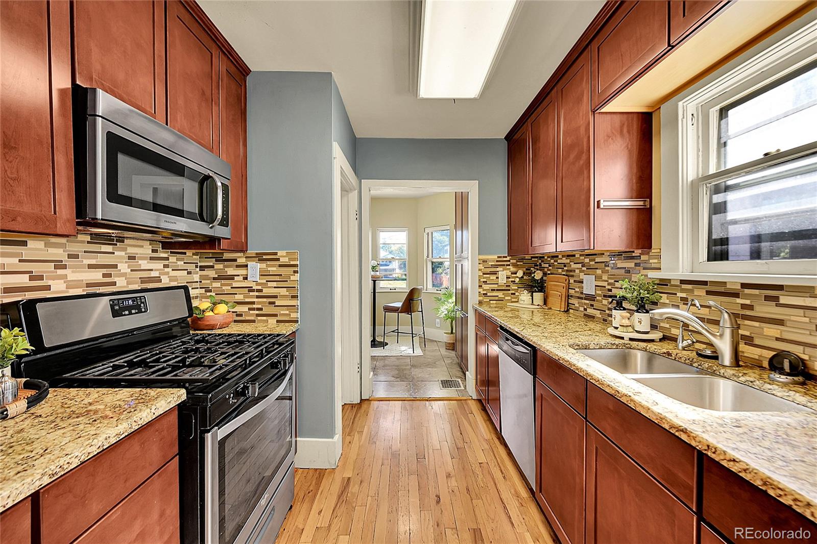 MLS Image #4 for 1842 s franklin street,denver, Colorado