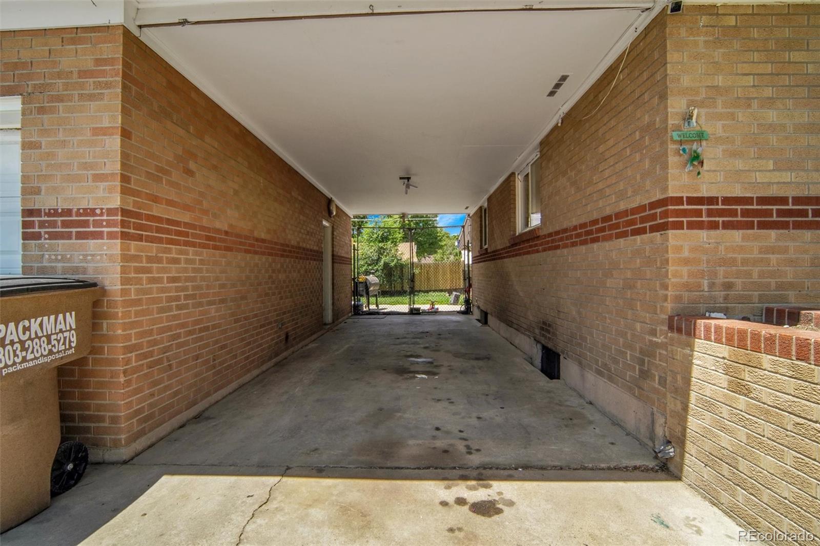 MLS Image #20 for 7101  alan drive,denver, Colorado