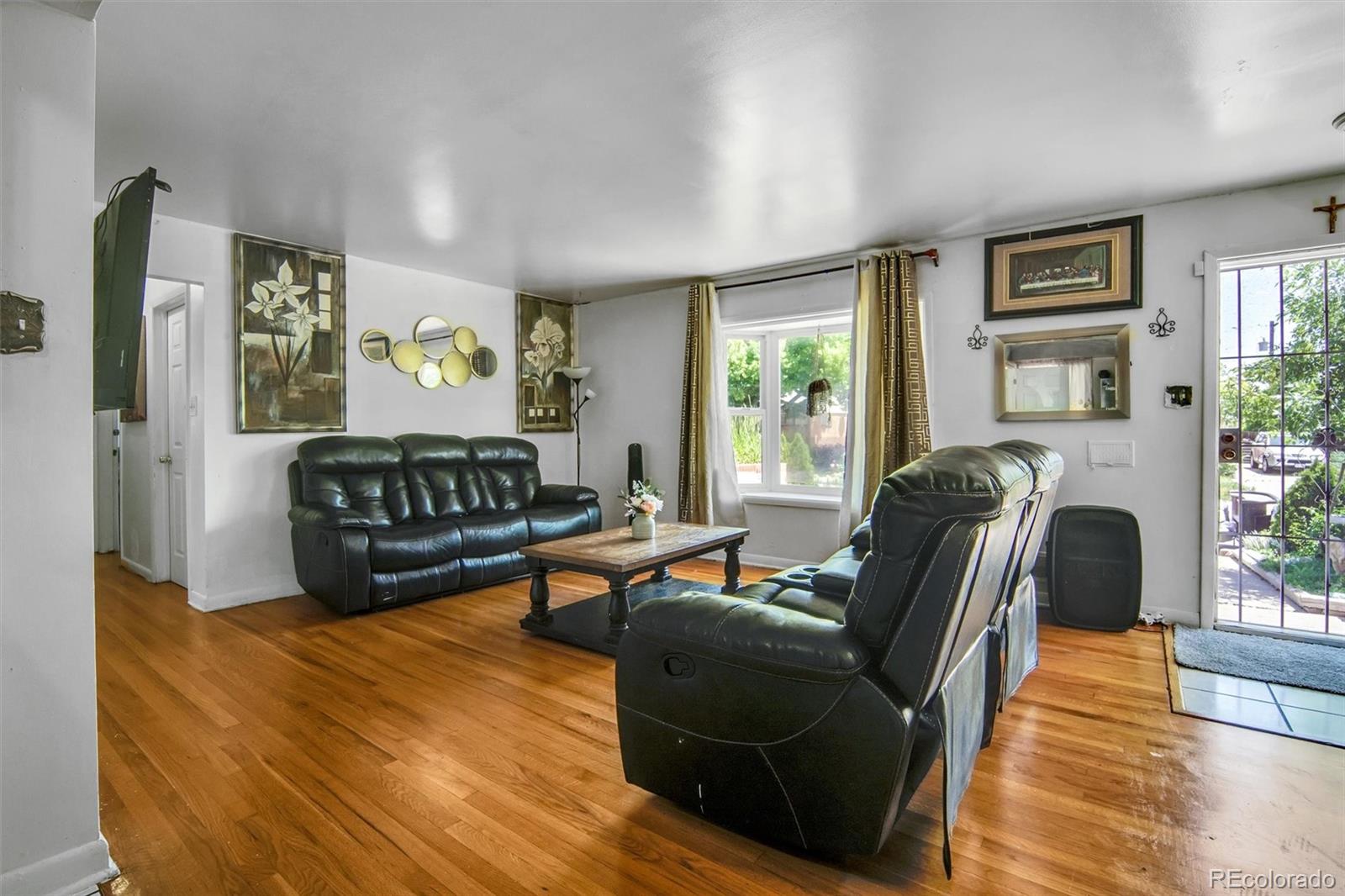 MLS Image #3 for 7101  alan drive,denver, Colorado
