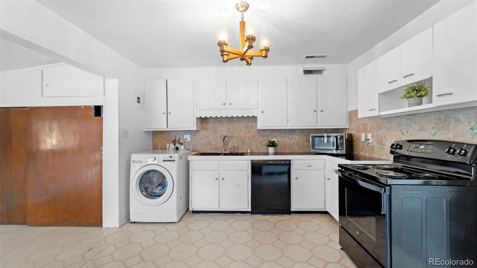 MLS Image #23 for 2906 n chestnut street,colorado springs, Colorado
