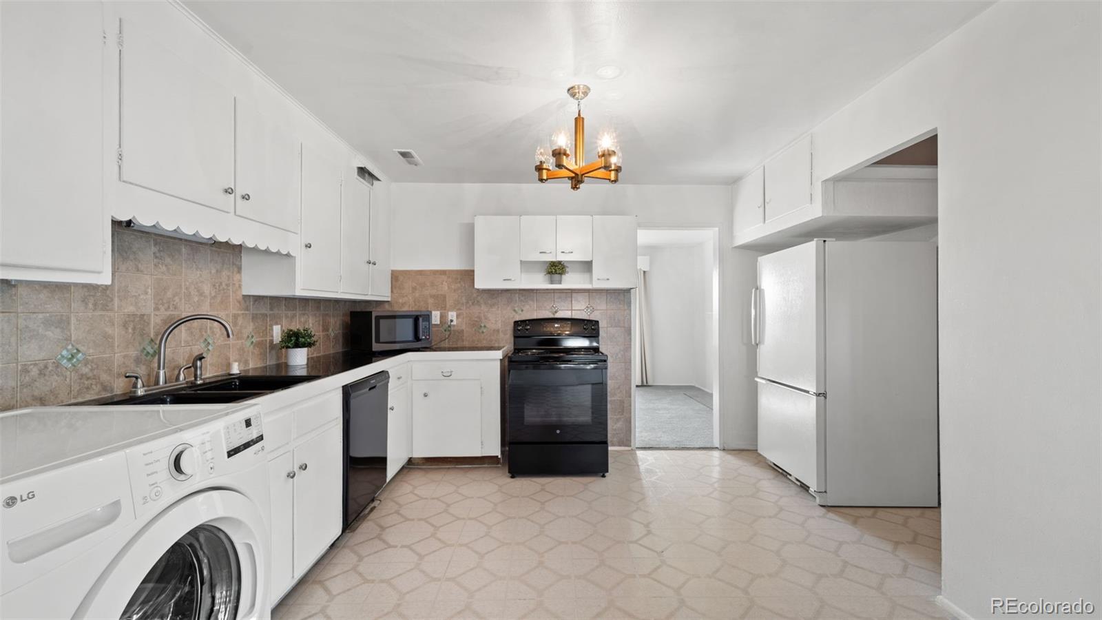 MLS Image #24 for 2906 n chestnut street,colorado springs, Colorado