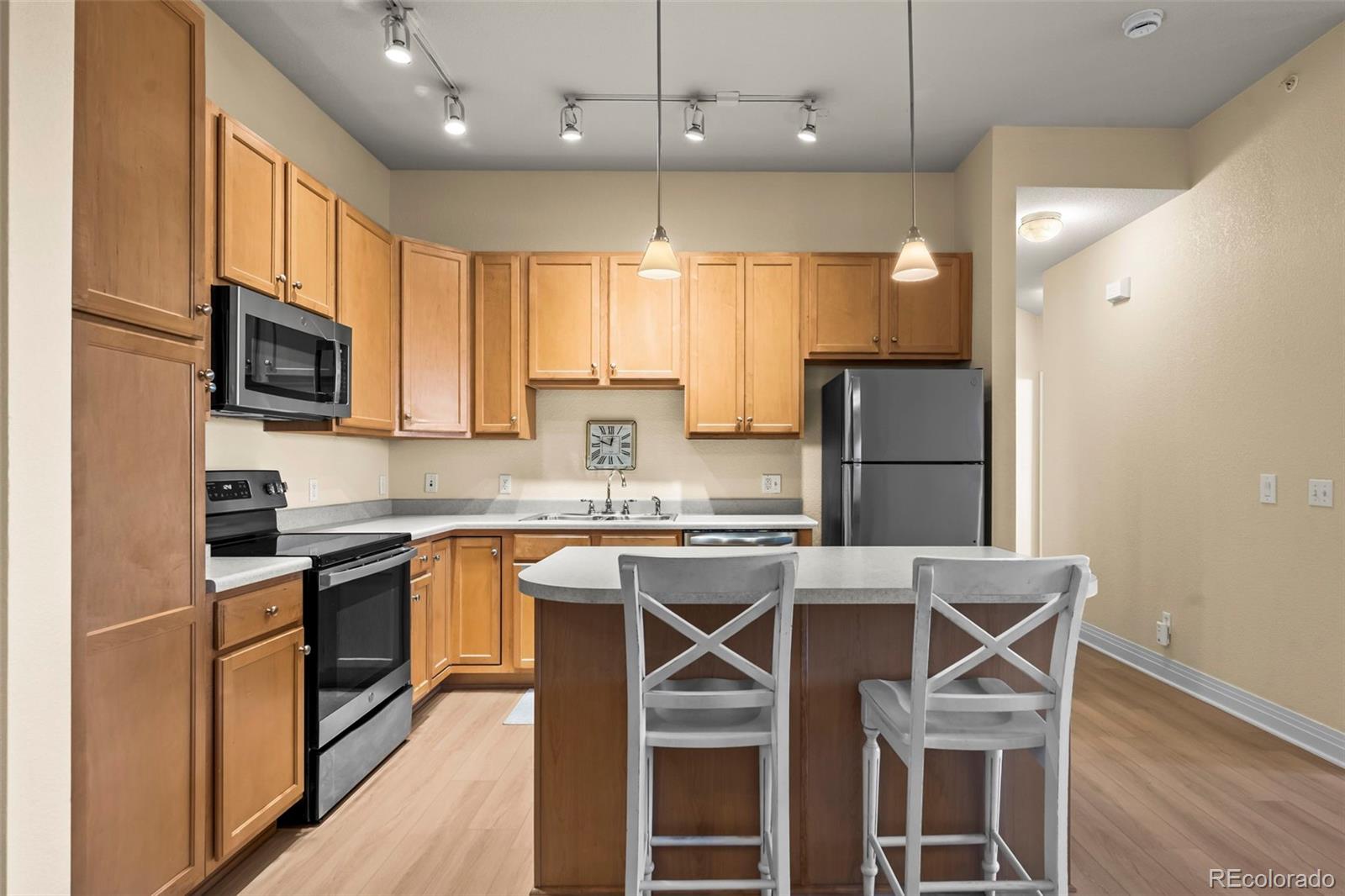 MLS Image #14 for 209  quebec street l,denver, Colorado