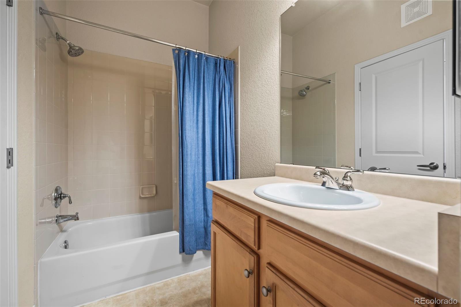 MLS Image #29 for 209  quebec street l,denver, Colorado