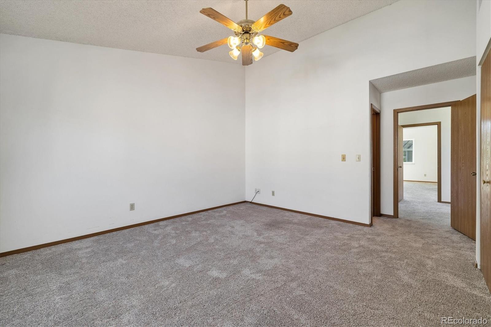 MLS Image #27 for 7476 e arkansas avenue,denver, Colorado