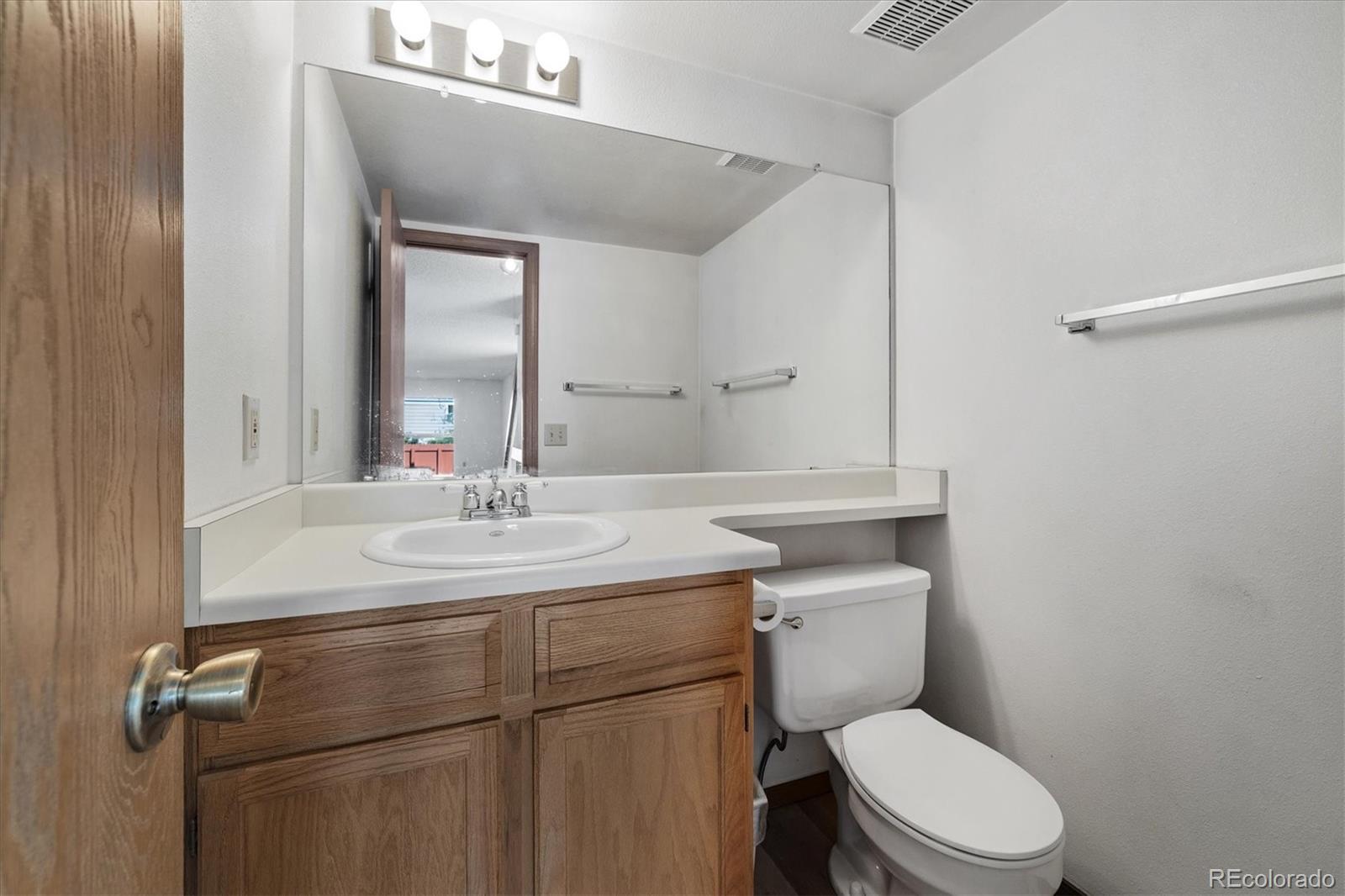 MLS Image #36 for 7476 e arkansas avenue,denver, Colorado