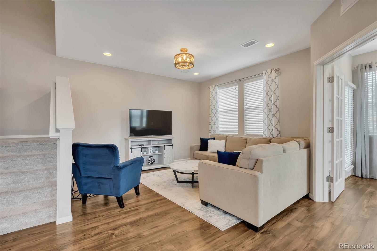 MLS Image #4 for 16101  bolling drive,denver, Colorado