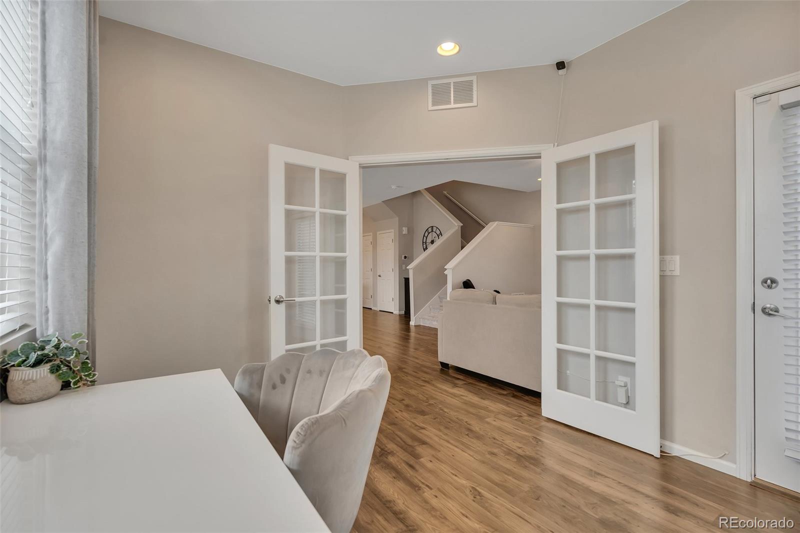 MLS Image #6 for 16101  bolling drive,denver, Colorado