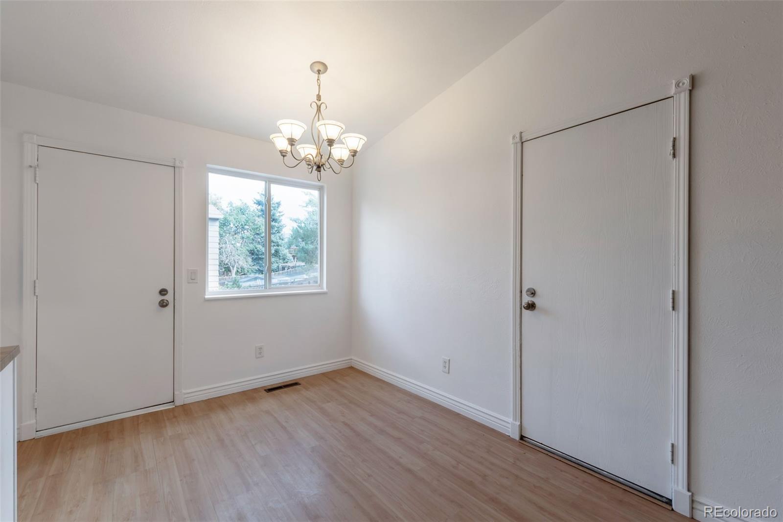 MLS Image #5 for 3984 s pitkin way,aurora, Colorado