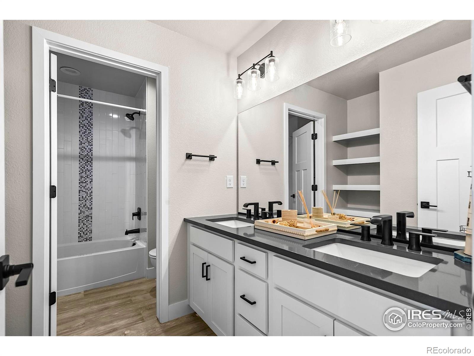 MLS Image #16 for 597  red jewel drive,windsor, Colorado