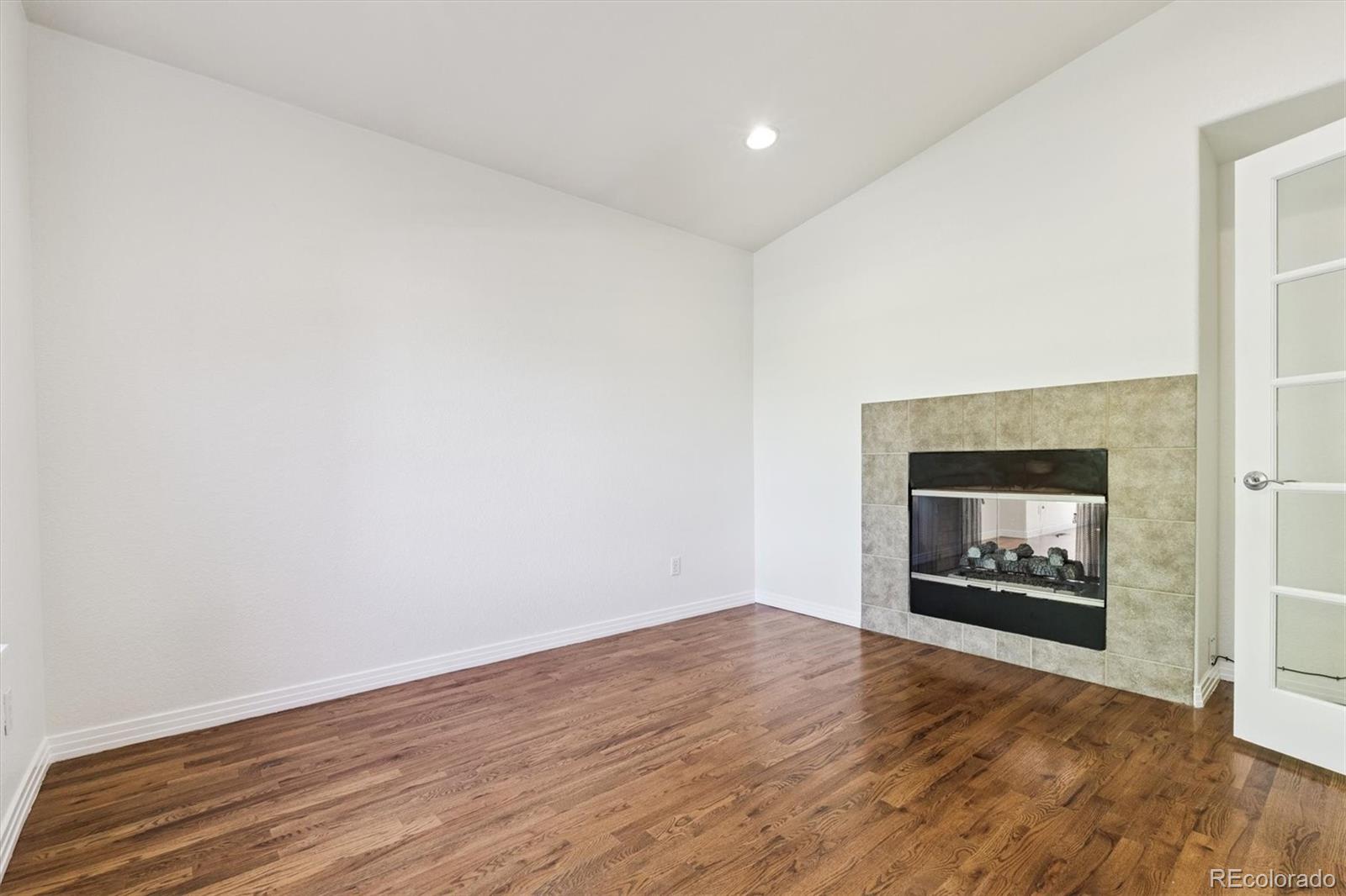 MLS Image #3 for 10298  devonshire street,firestone, Colorado