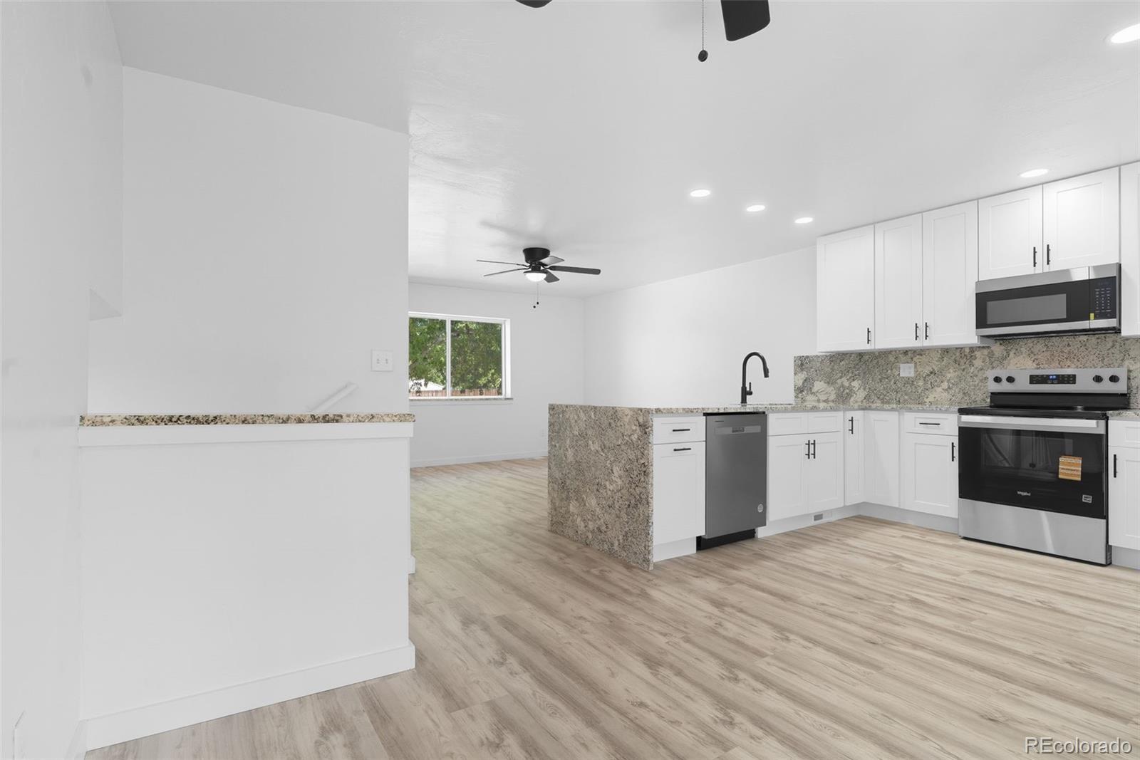 MLS Image #8 for 16800 e bails place,aurora, Colorado