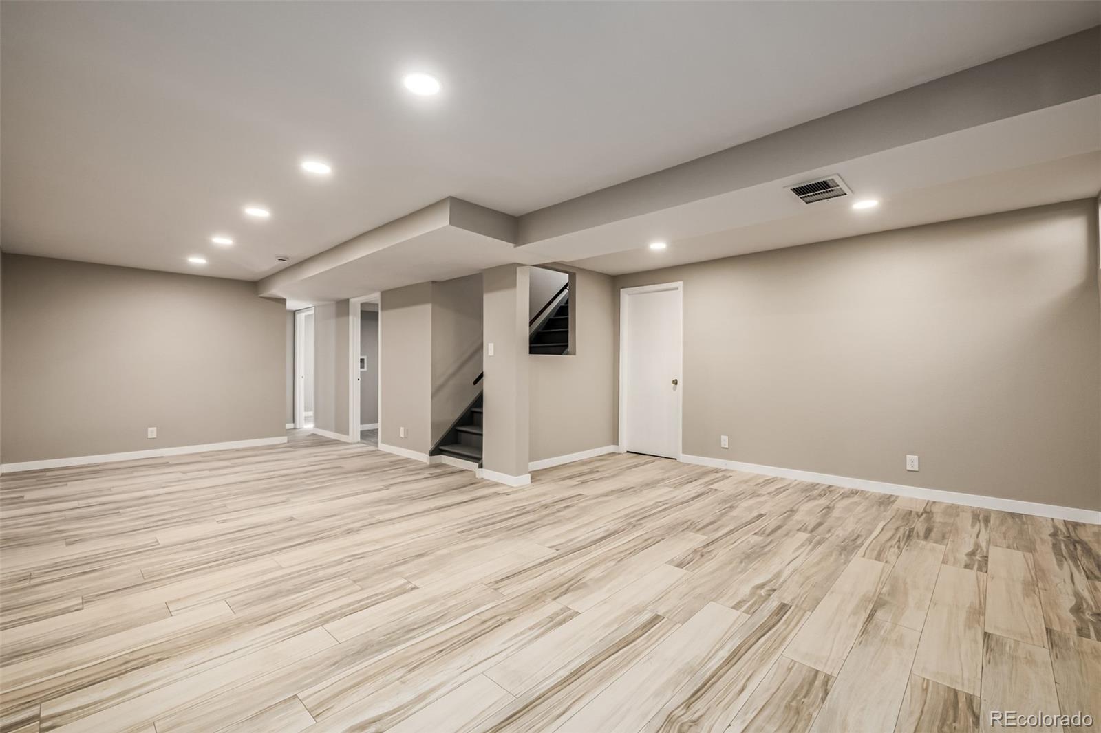 MLS Image #15 for 5342  altura street,denver, Colorado