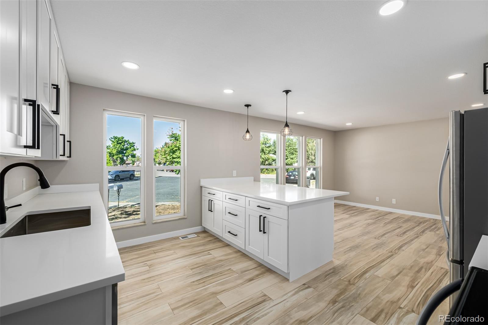 MLS Image #9 for 5342  altura street,denver, Colorado