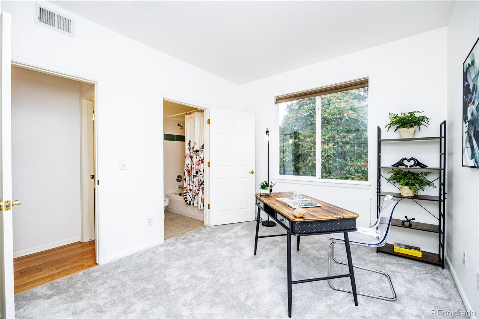 MLS Image #20 for 1747 n washington street 303,denver, Colorado