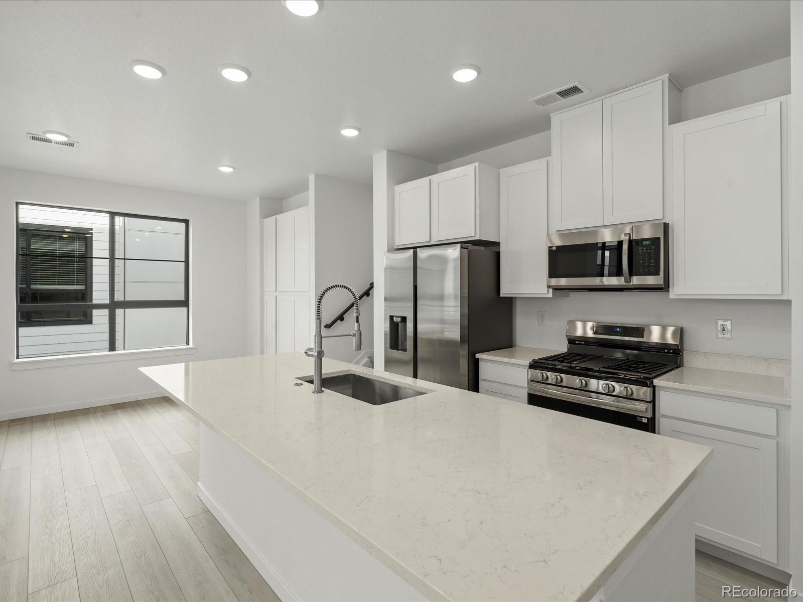 MLS Image #10 for 2028 s holly street,denver, Colorado