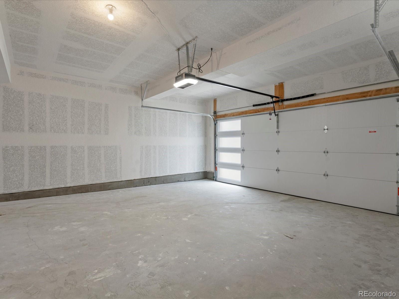 MLS Image #29 for 2028 s holly street,denver, Colorado