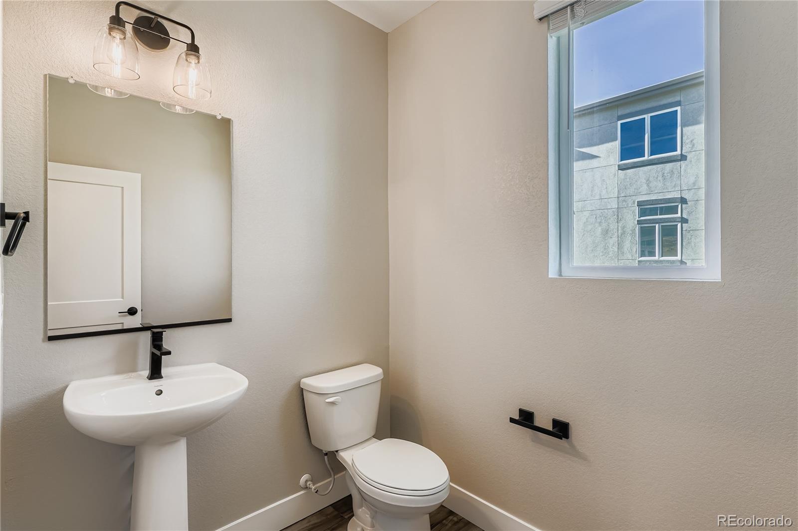 MLS Image #14 for 15527 w washburn drive,lakewood, Colorado