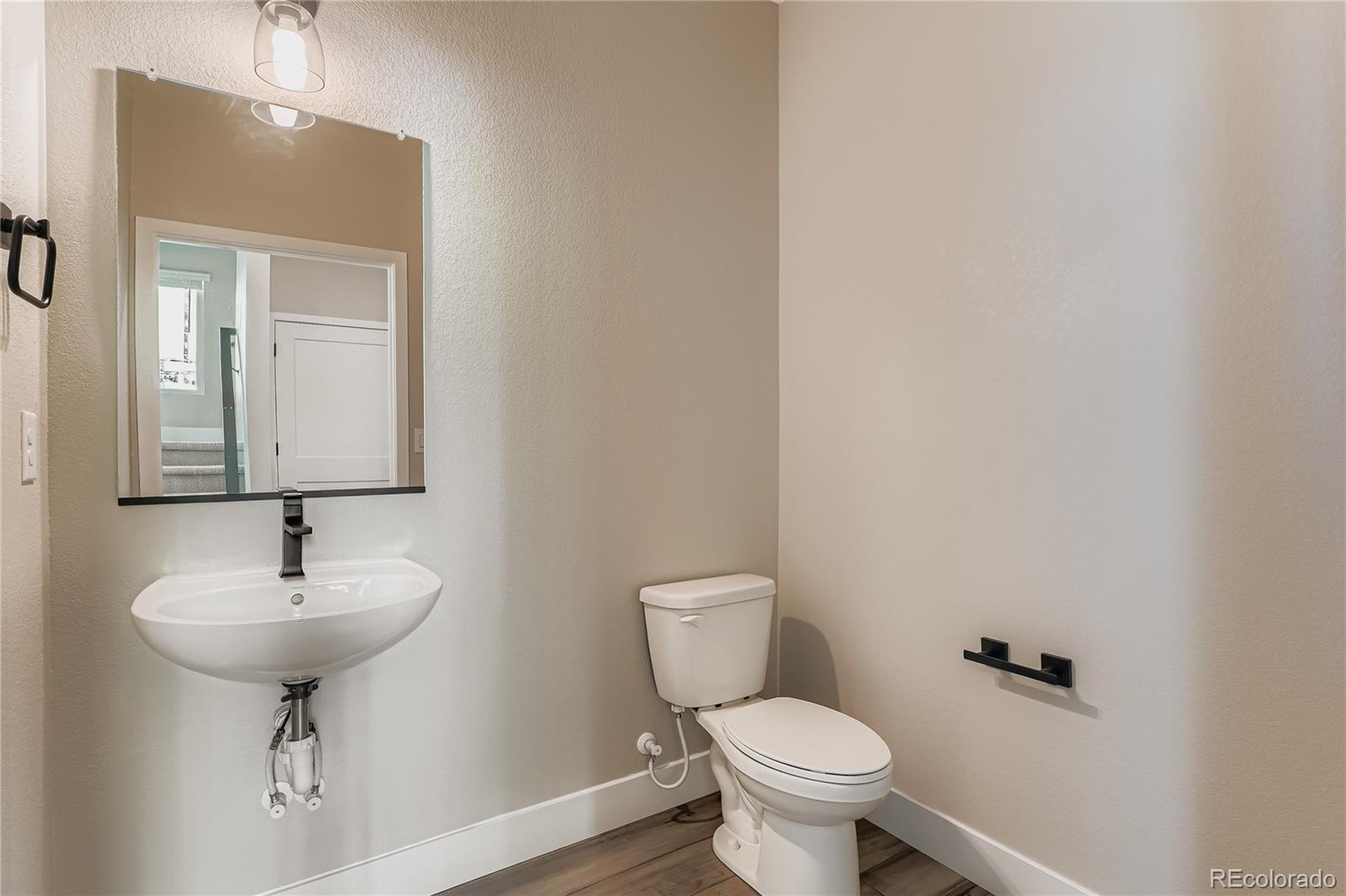 MLS Image #5 for 15527 w washburn drive,lakewood, Colorado