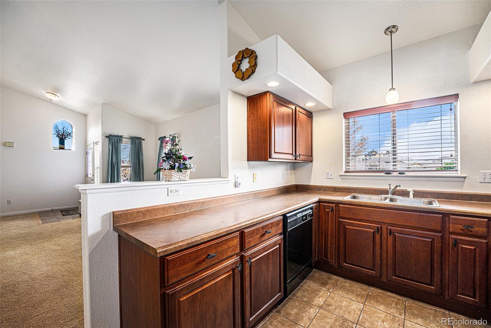 MLS Image #8 for 5800  tower road 505,denver, Colorado