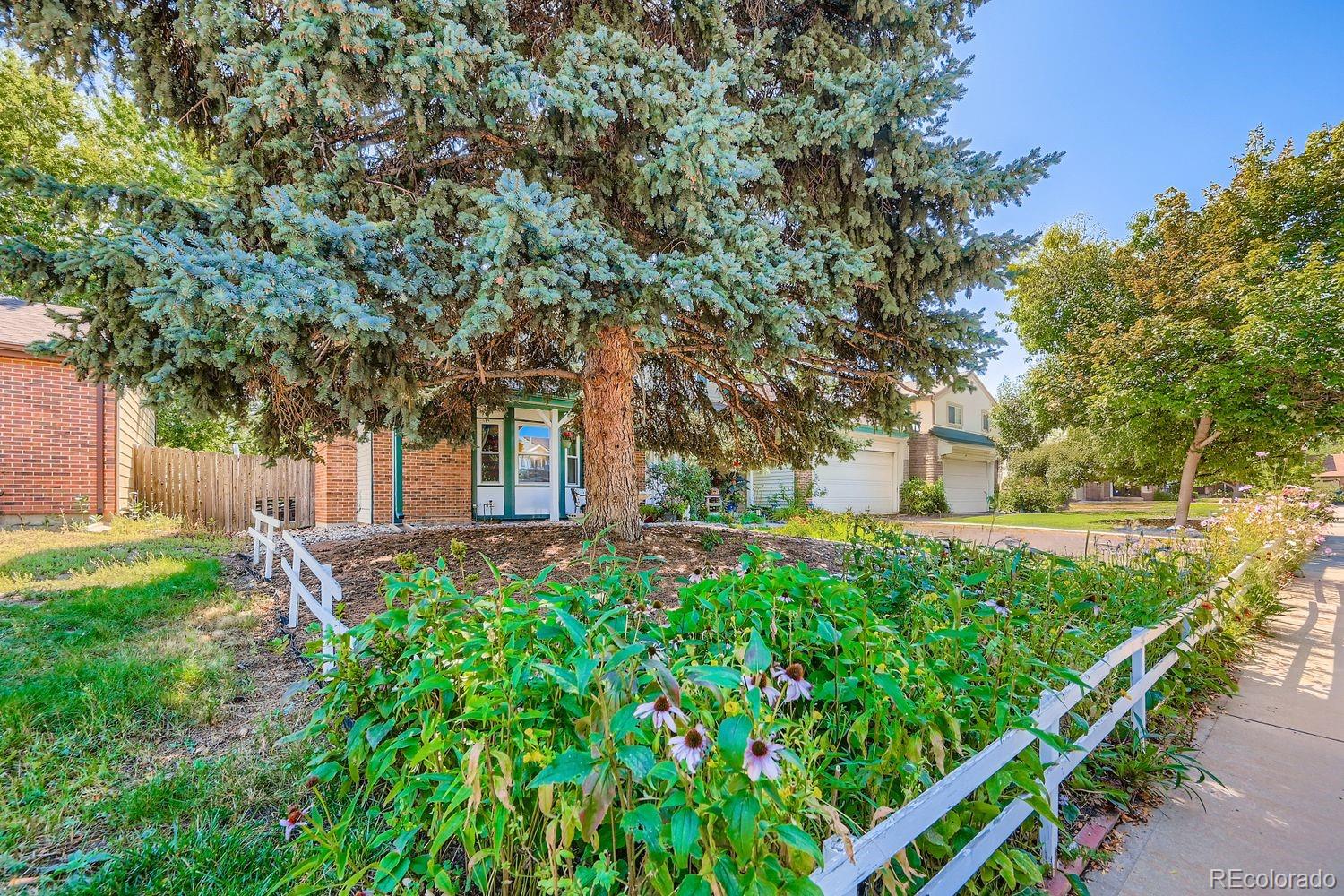 MLS Image #1 for 2252 s dearborn street,aurora, Colorado
