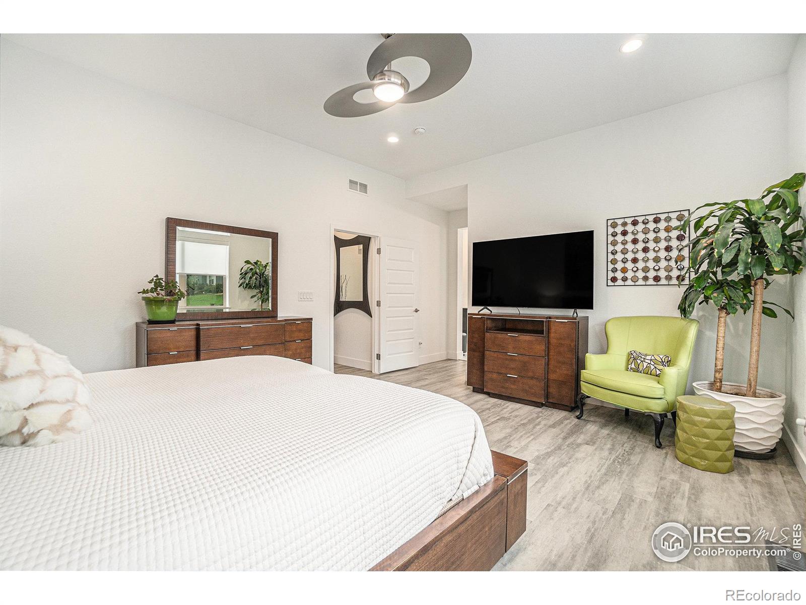 MLS Image #15 for 4581  shore view court,firestone, Colorado
