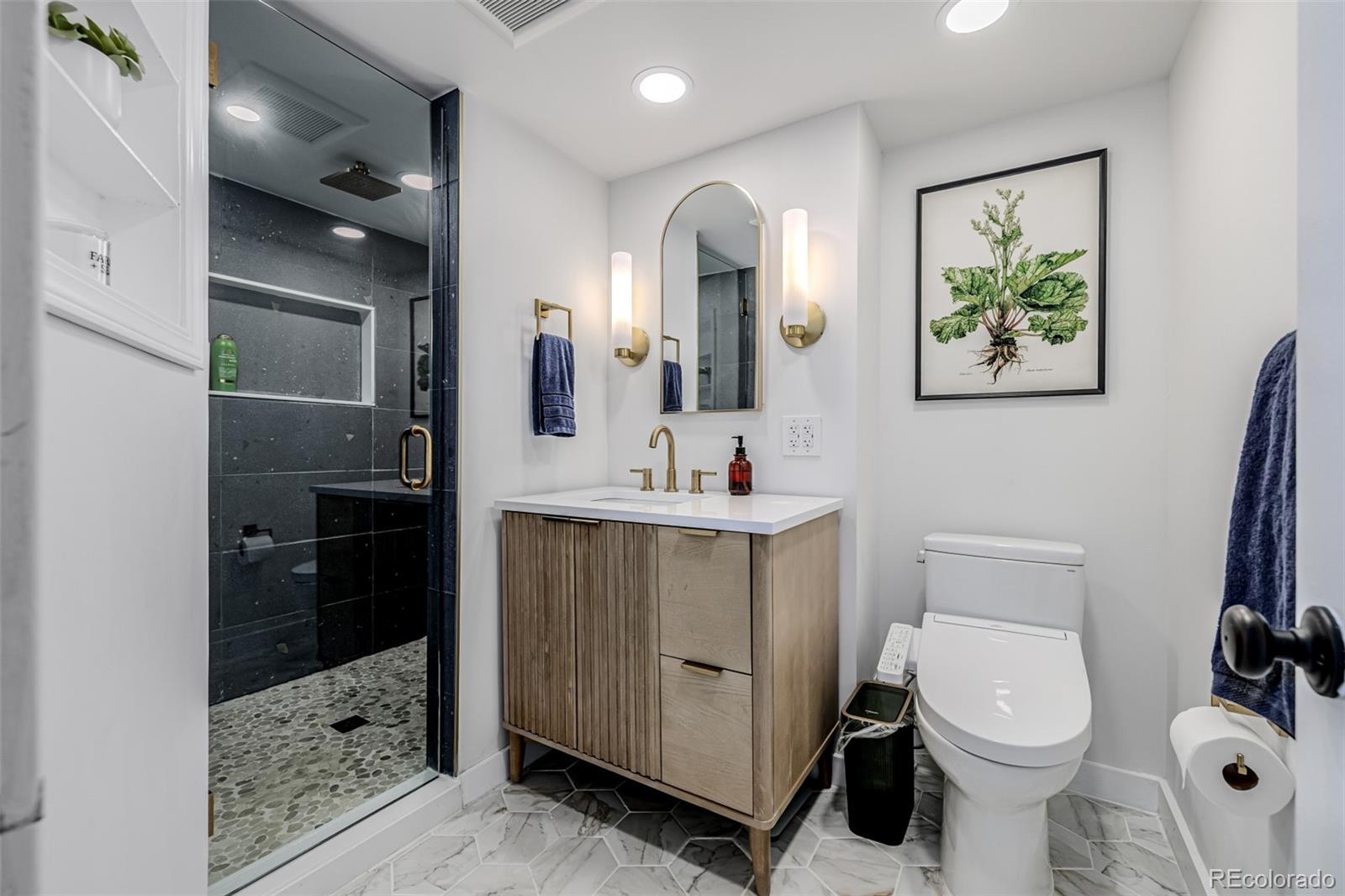 MLS Image #10 for 2345 s lincoln street,denver, Colorado
