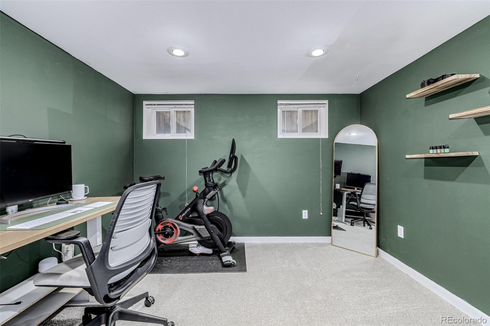 MLS Image #17 for 2345 s lincoln street,denver, Colorado
