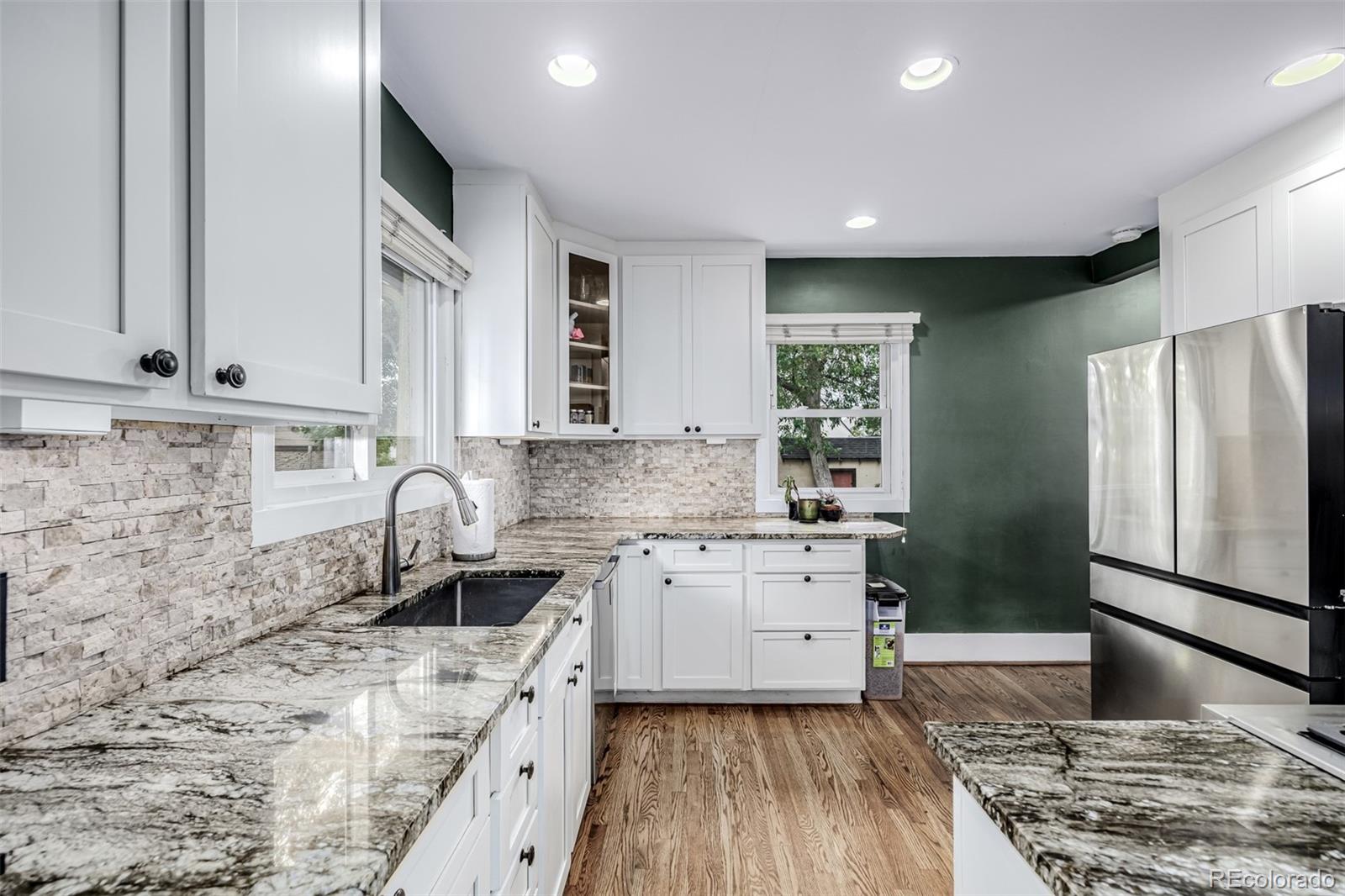 MLS Image #4 for 2345 s lincoln street,denver, Colorado