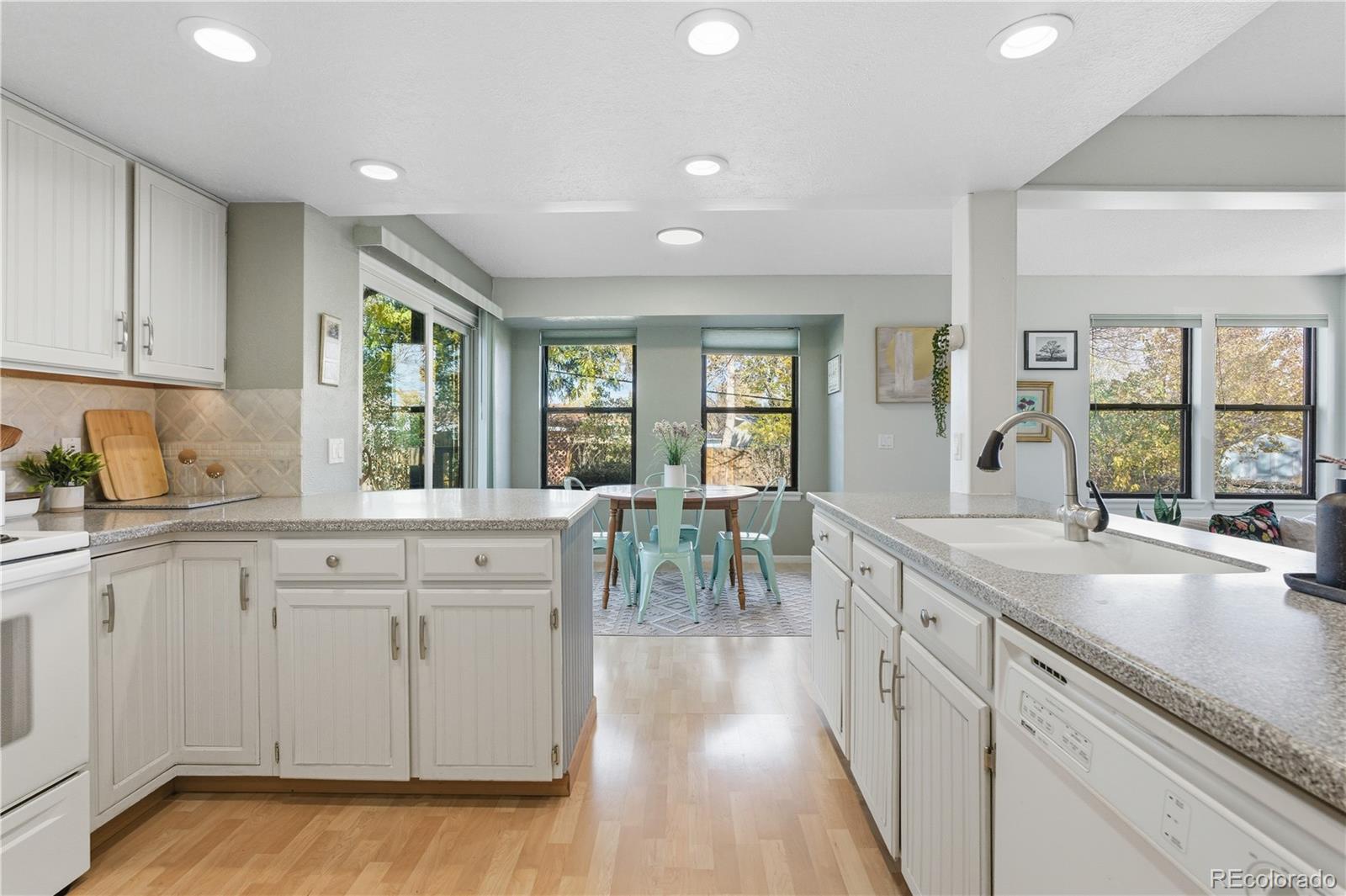 MLS Image #27 for 2135 e nichols drive,centennial, Colorado
