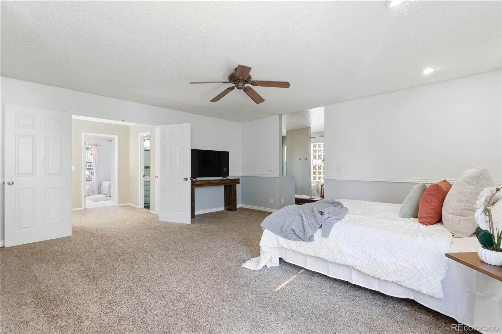 MLS Image #7 for 2135 e nichols drive,centennial, Colorado