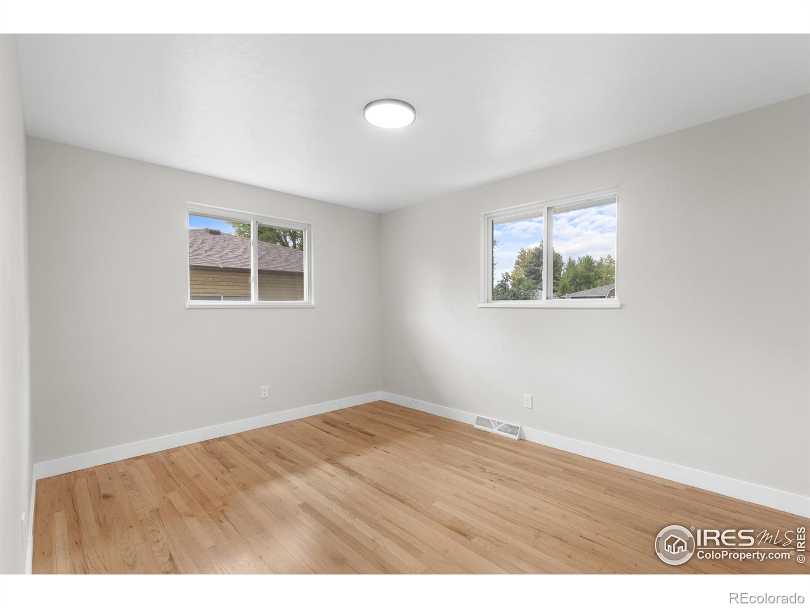 MLS Image #14 for 1245  sumner street,longmont, Colorado