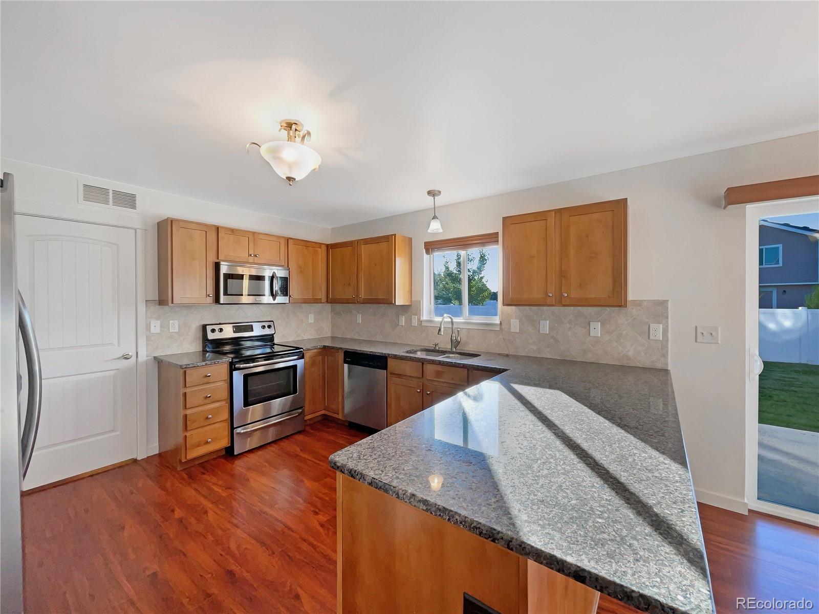 MLS Image #5 for 354  saratoga way,windsor, Colorado