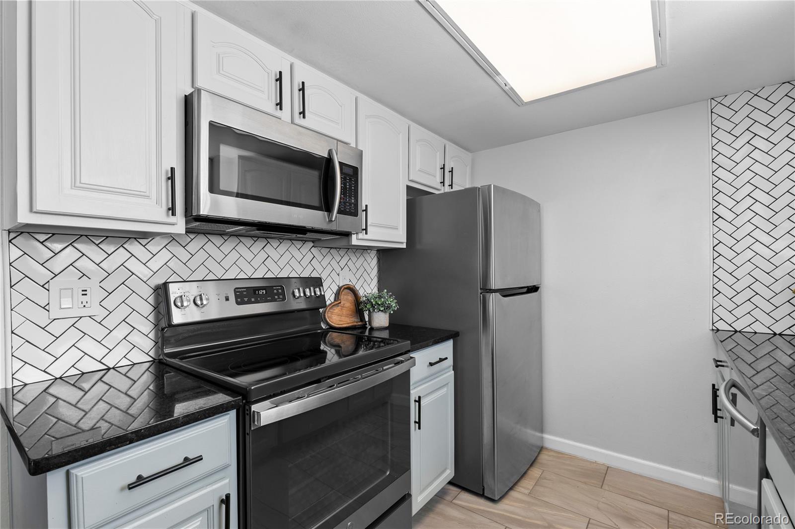 MLS Image #16 for 8706 w 86th drive,arvada, Colorado