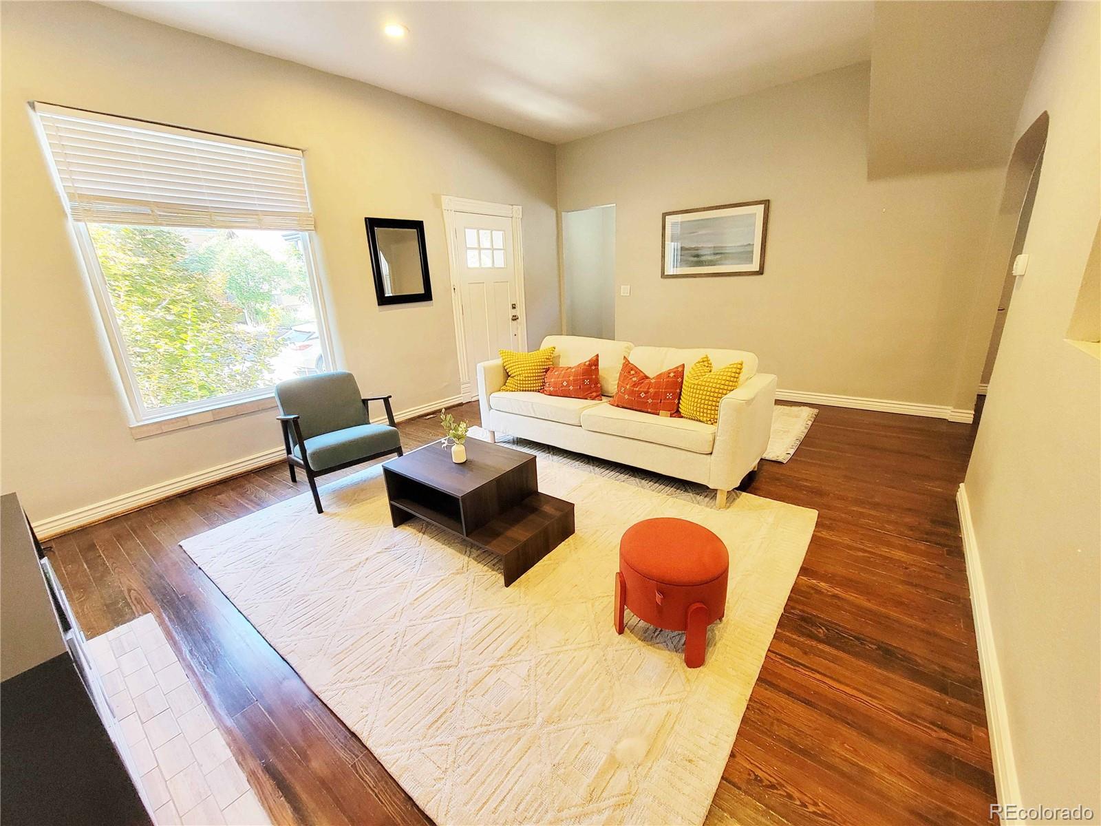 MLS Image #2 for 424 n clarkson street,denver, Colorado